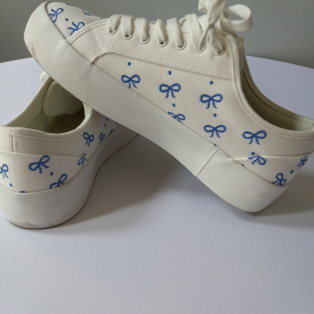 Canvas Platform Sneakers with Blue Bow Print - Women's